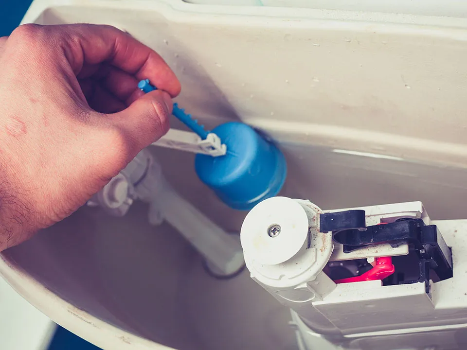 Hand fixing toilet